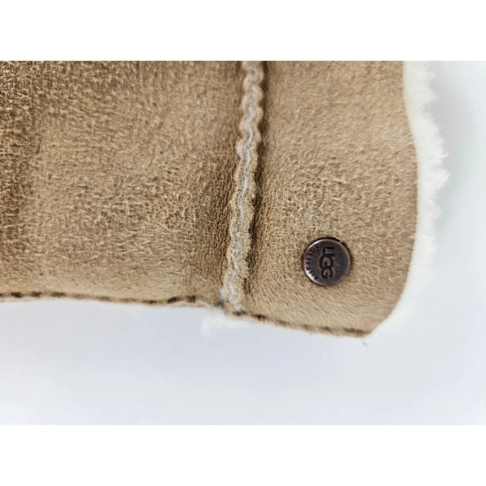 UGG very gently